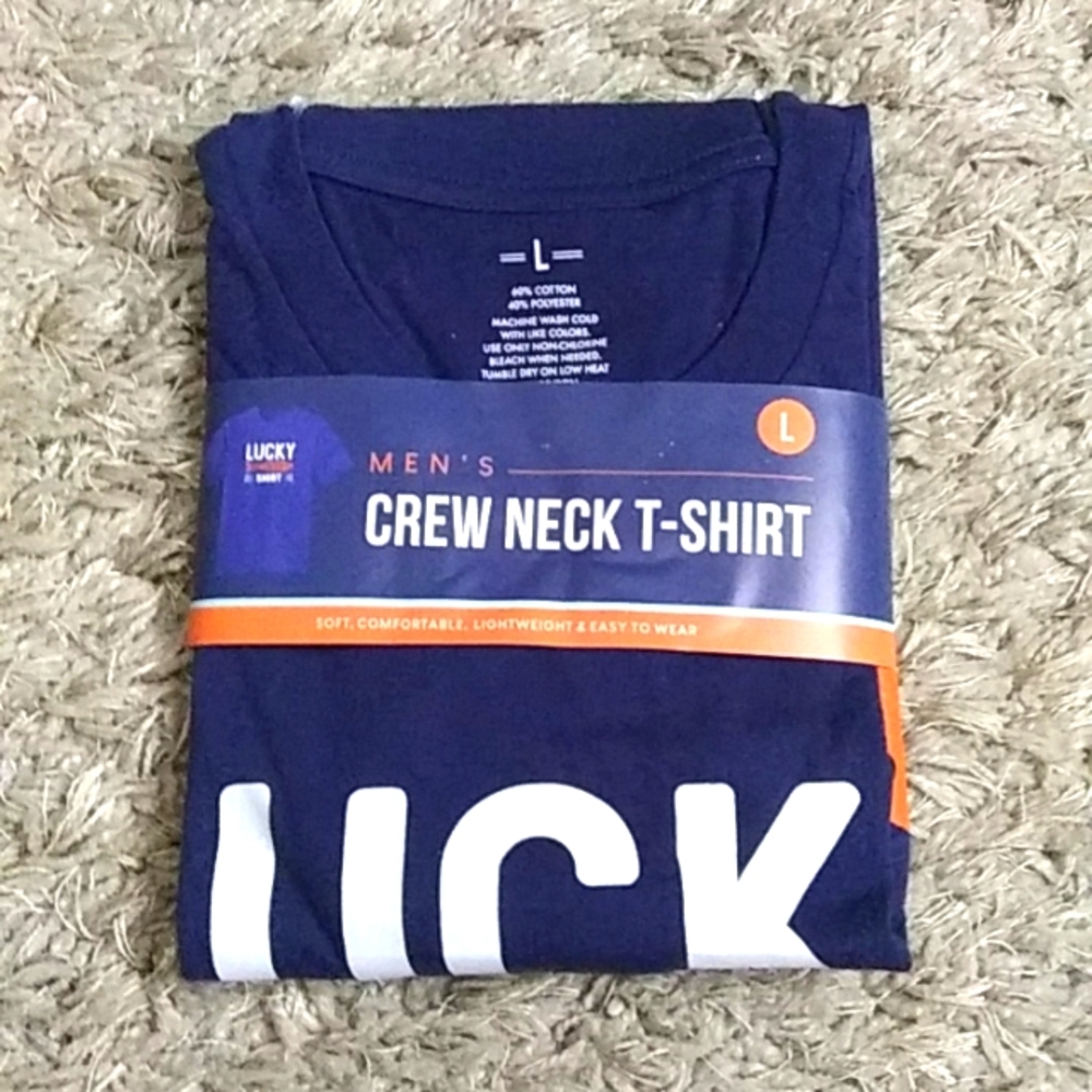 T Shirt Mens Size Large Lucky Fishing Shirt Short Sleeve